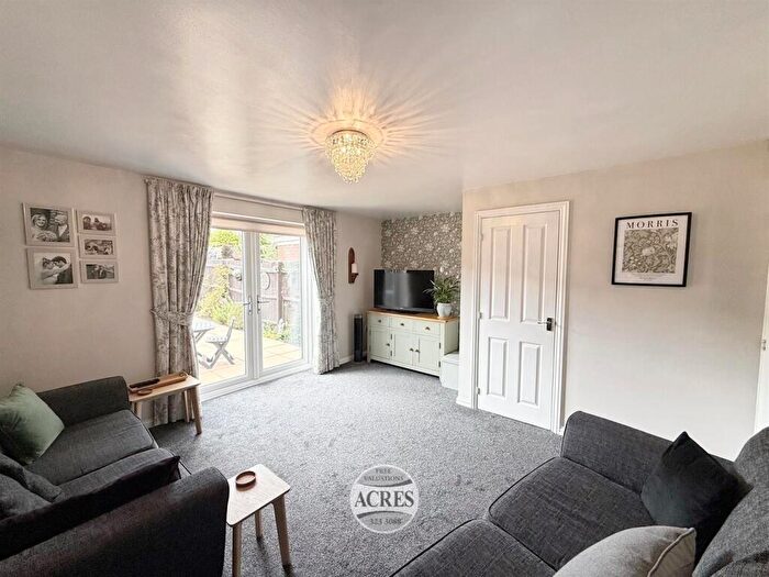 3 Bedroom Semi-Detached House For Sale In Royal Meadow Way, Streetly, B74