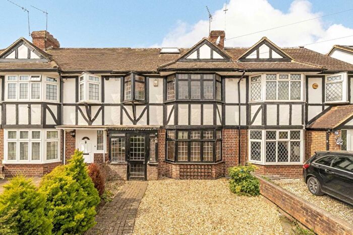 3 Bedroom Terraced House For Sale In Hollybush Road, Kingston Upon Thames, KT2