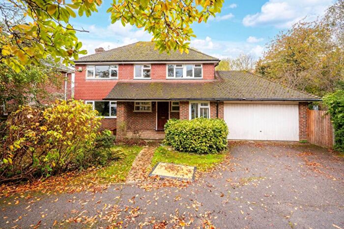 4 Bedroom House To Rent In Gales Close, Guildford, GU4