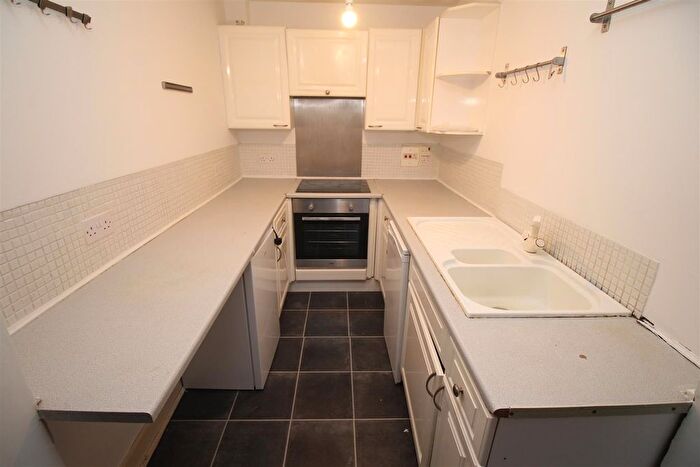 1 Bedroom Flat For Sale In Dempster Street, Greenock, PA15