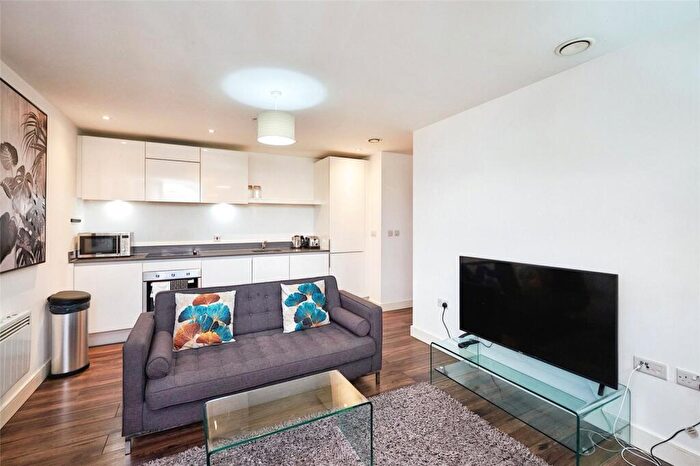 2 Bedroom Apartment To Rent In Broadway Residences, Broad Street, Birmingham, West Midlands, B15