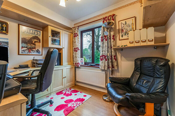 4 Bedroom Detached House For Sale In Mulberry Court, Four Marks, GU34