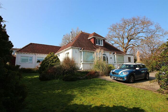 4 Bedroom Detached House For Sale In Callington Road, Saltash, PL12