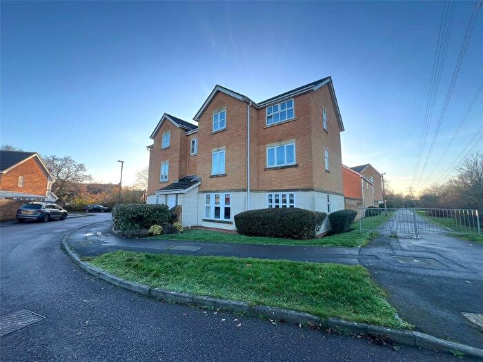 1 Bedroom Flat To Rent In Thorley Court, Abbey Meads, Swindon, SN25