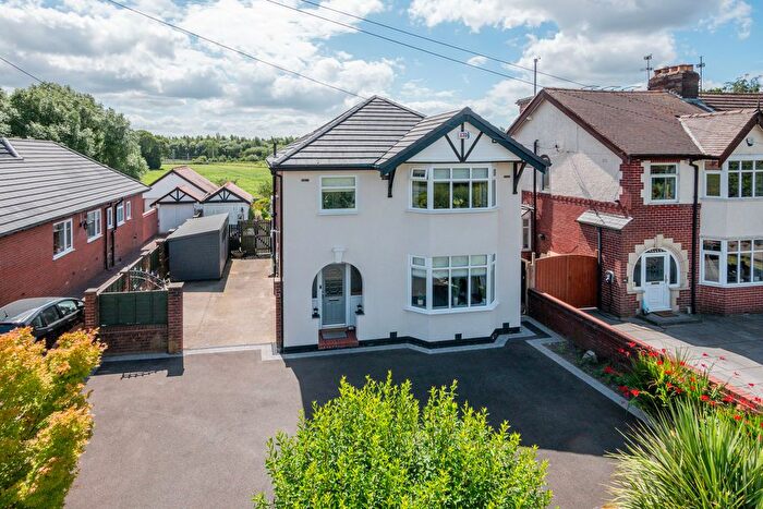 4 Bedroom Detached House For Sale In Southworth Road, Newton-Le-Willows, WA12