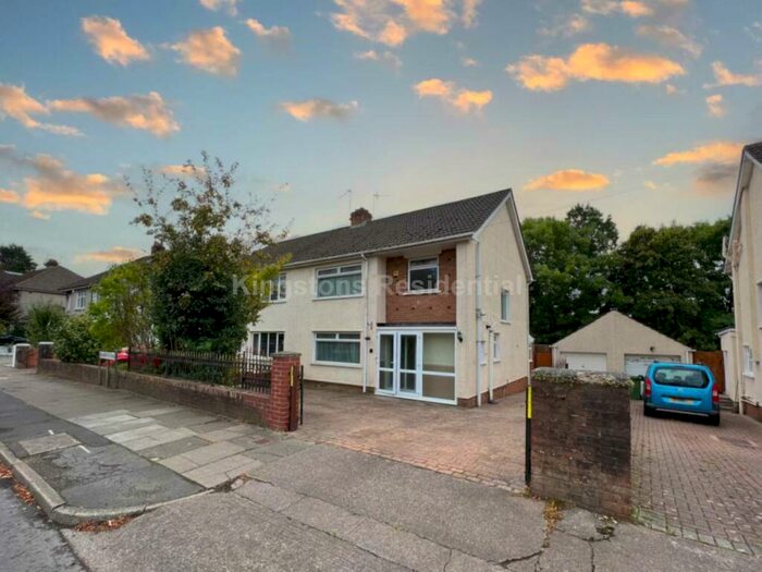 3 Bedroom Semi-Detached House To Rent In Brandreth Road, Penylan, CF23