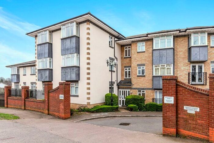 2 Bedroom Flat To Rent In Morello Gardens, Stevenage Road, Hitchin, Hertfordshire, SG4