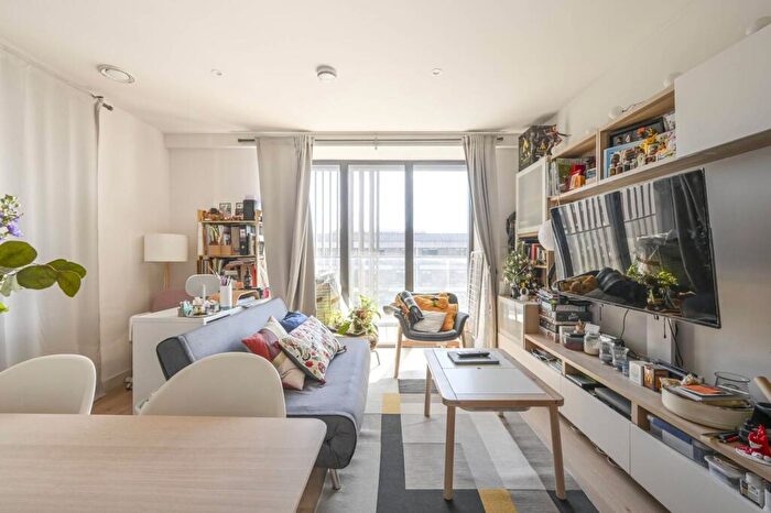 2 Bedroom Flat For Sale In Marco Polo, , Docklands, London, E16