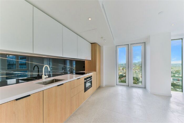 1 Bedroom Apartment To Rent In Bouchon Point, Cendal Crescent, E1