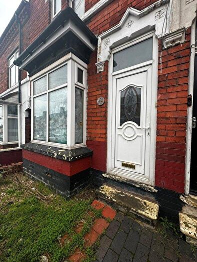 2 Bedroom Terraced House To Rent In Sabell Road, Smethwick, West Midlands, B67