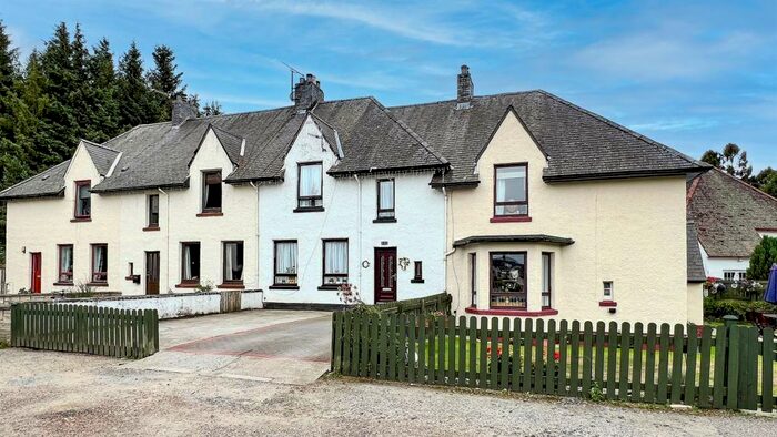 3 Bedroom Terraced House For Sale In Lynstock Crescent, Nethy Bridge, PH25