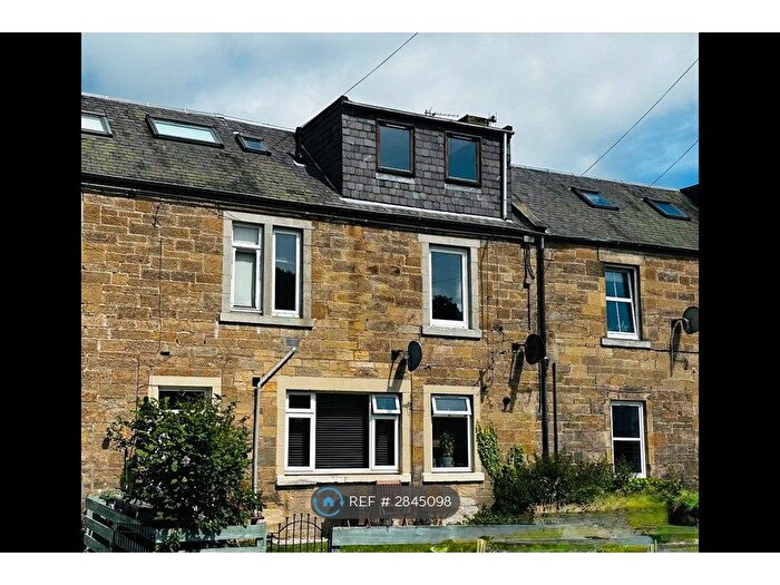 2 Bedroom Maisonette To Rent In Croft St, Galashiels, TD1