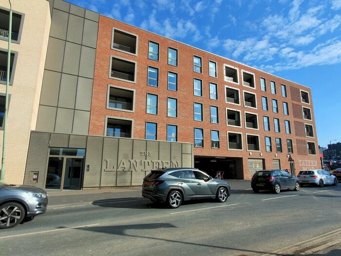 2 Bedroom Flat To Rent In Tayfen Road, Bury St. Edmunds, IP33