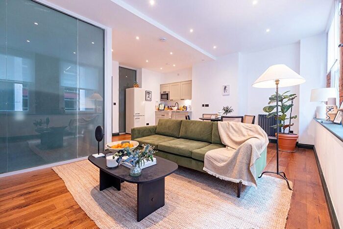 2 Bedroom Flat To Rent In The James, Manchester, M4