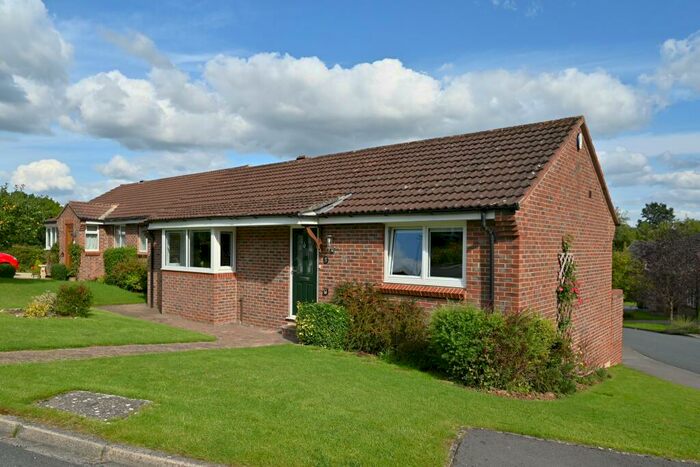 3 Bedroom Detached Bungalow To Rent In Kings Mead, Ripon, HG4
