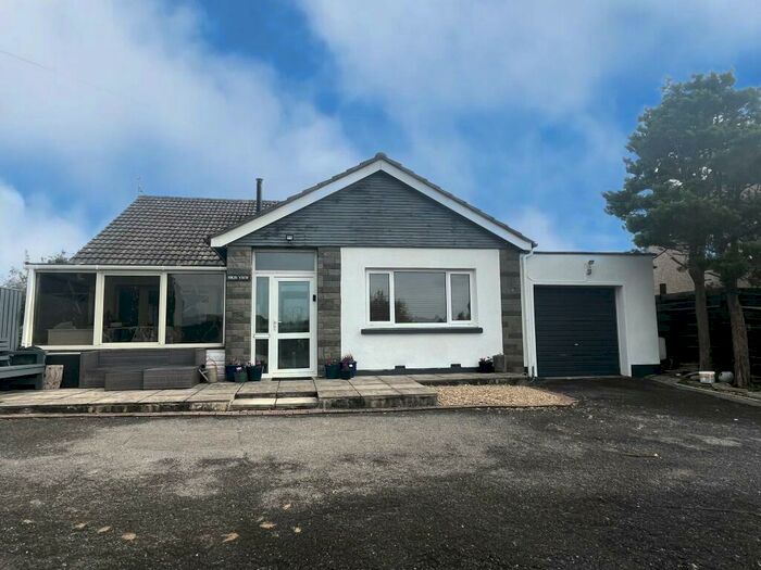 3 Bedroom Bungalow For Sale In Ridgeway Close, Saundersfoot, Pembrokeshire, SA69