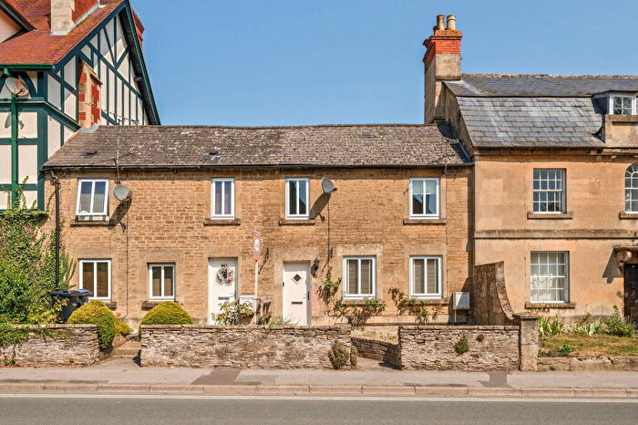 2 Bedroom Terraced House For Sale In Marshfield Road, Chippenham, SN15
