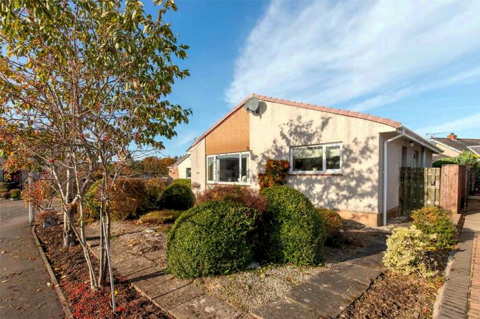 3 Bedroom Bungalow For Sale In Ordie Place, Luncarty, Perth, PH1