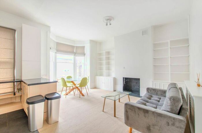 1 Bedroom Flat To Rent In Cromwell Grove, Brook Green, London, W6