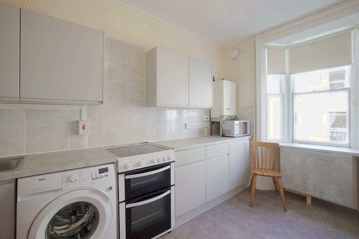5 Bedroom Detached House To Rent In Burlington Street, Brighton, BN2