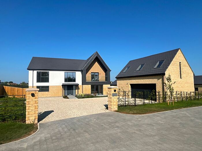 4 Bedroom Detached House For Sale In Broadway, Ilminster, TA19