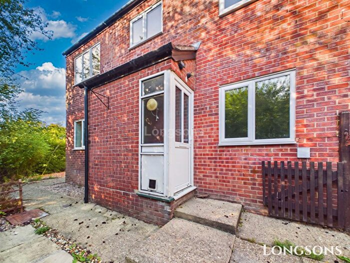 2 Bedroom Flat For Sale In Canons Close, Toftwood, NR19