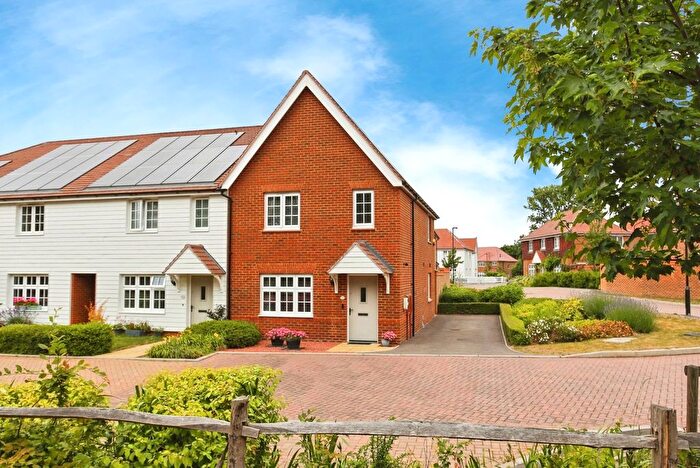 3 Bedroom End Of Terrace House For Sale In Rother Drive, Tenterden, Kent, TN30
