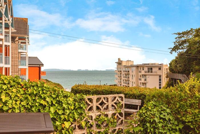 3 Bedroom Flat For Sale In Rotherslade Road, Langland, Swansea, SA3