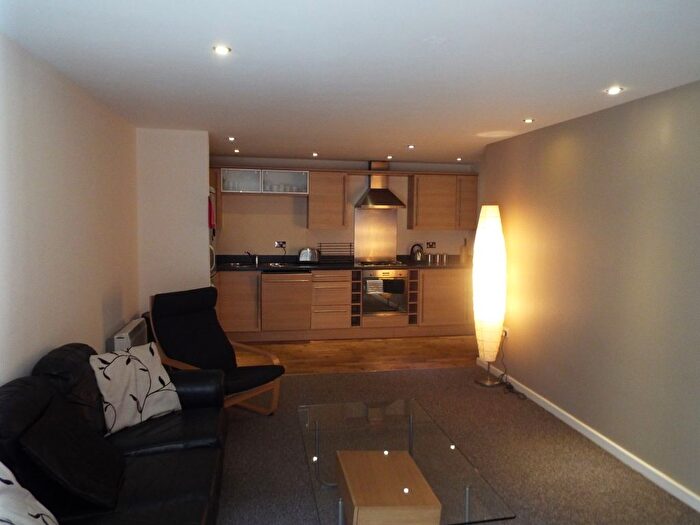 2 Bedroom Property To Rent In Bryers Court, Warrington, WA2