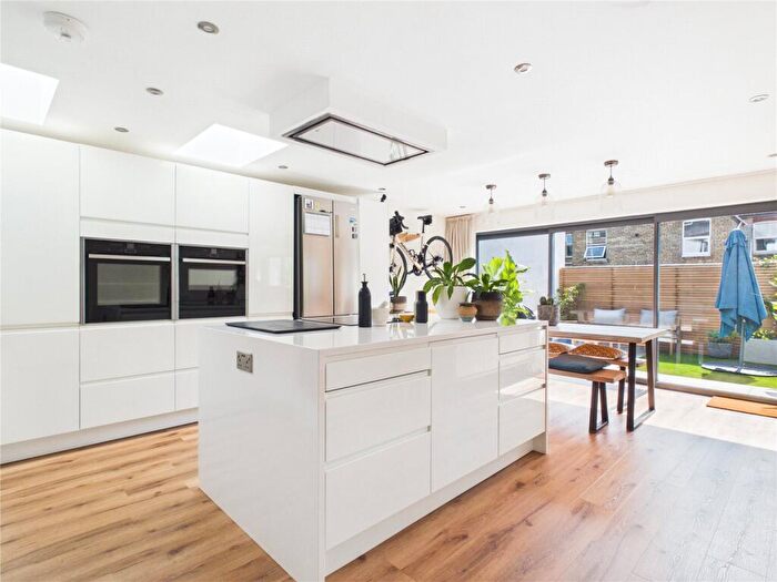 3 Bedroom Terraced House For Sale In Beauley Road, Southville, Bristol, BS3