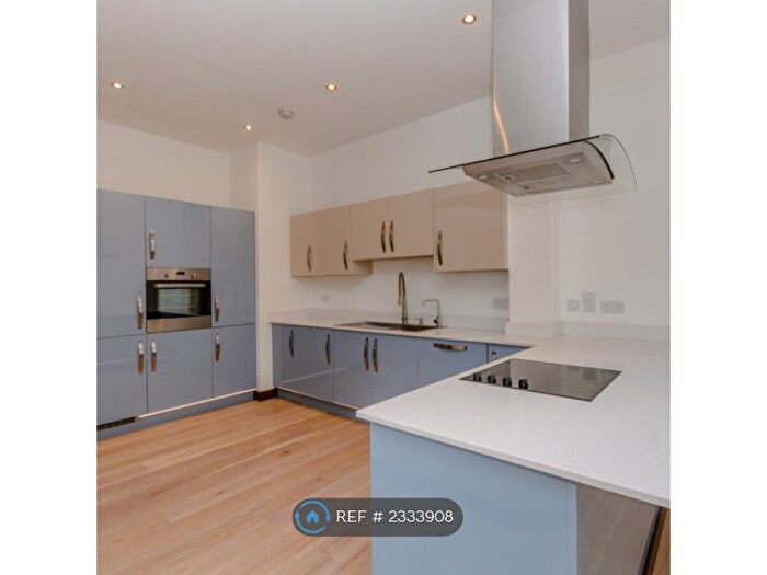 2 Bedroom Flat To Rent In Korda House, Denham, Uxbridge, UB9