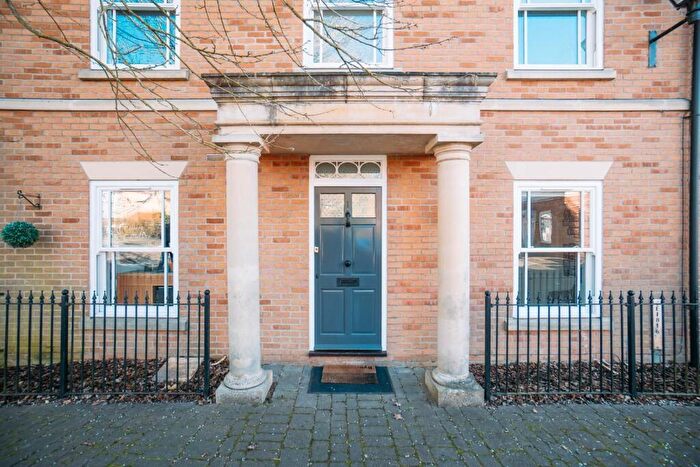 4 Bedroom Town House To Rent In Corsbie Close, Bury St. Edmunds, IP33