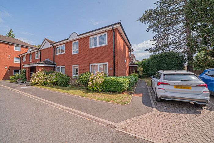 2 Bedroom Flat For Sale In Warwick Road, Malvern Court, B91
