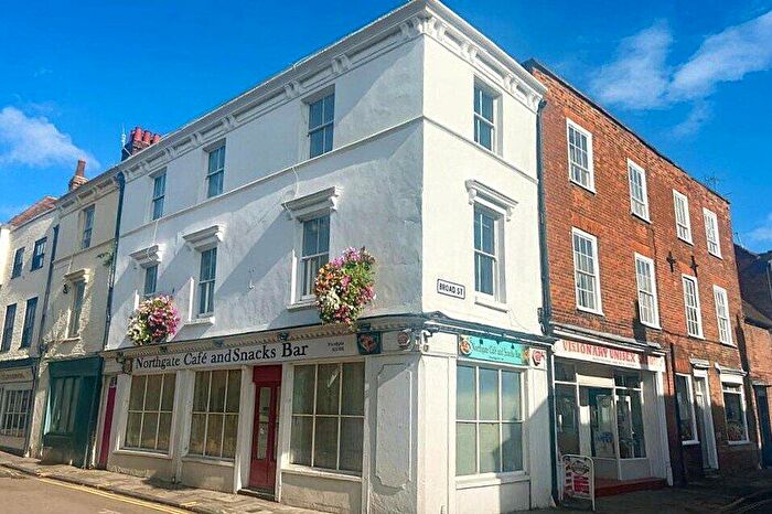 2 Bedroom Maisonette To Rent In Northgate, Canterbury, Kent, CT1