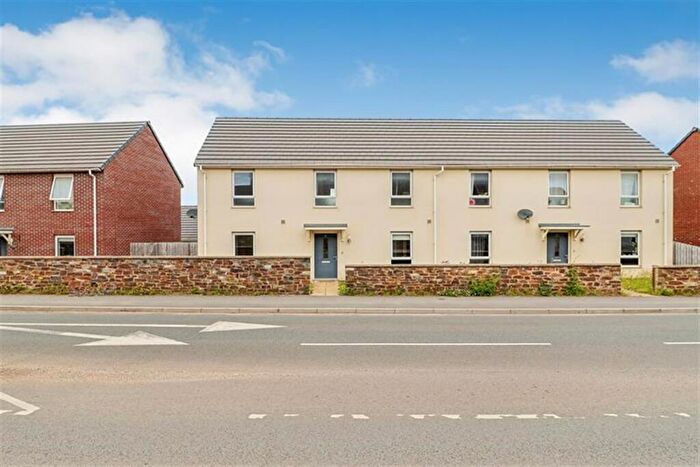 3 Bedroom Semi-Detached House To Rent In Bedroom Semi Detached House In Tithe Barn, Exeter, EX1