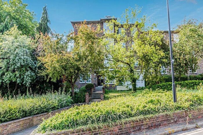 2 Bedroom Flat To Rent In Muswell Hill, Alexandra Palace / Muswell Hill, N10