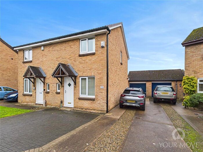 2 Bedroom Semi-Detached House For Sale In Lincoln Court, Darlington, Durham, DL1
