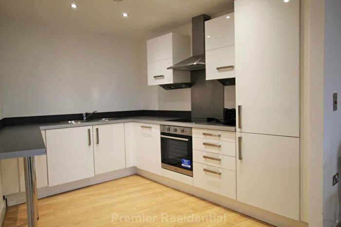 2 Bedroom Apartment To Rent In Hill Quays, Commercial Street, Manchester, M15