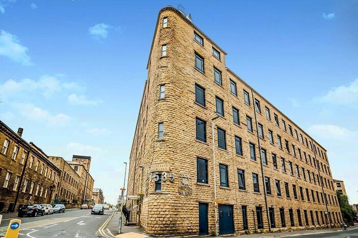 2 Bedroom Flat To Rent In Firth Street, Huddersfield, HD1