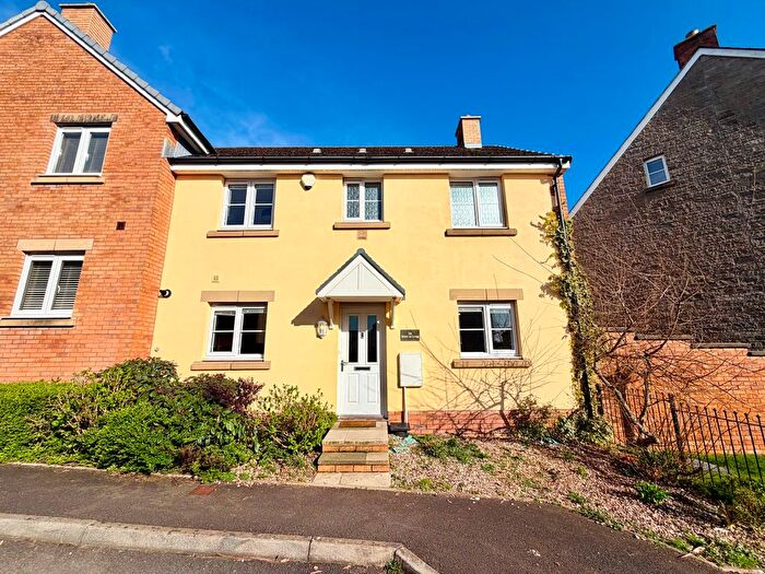 3 Bedroom Semi-detached House For Sale In Ffordd Y Gollen, Coity, Bridgend, CF35