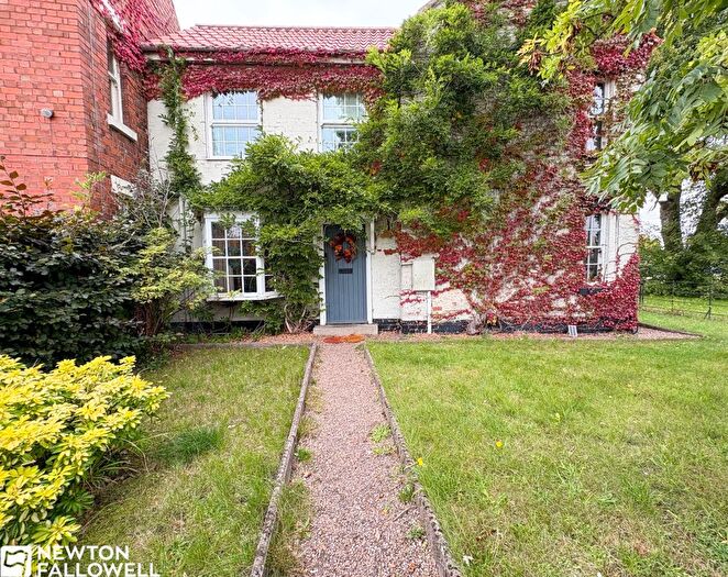 4 Bedroom Detached House For Sale In Sutton Lane, Sutton, DN22