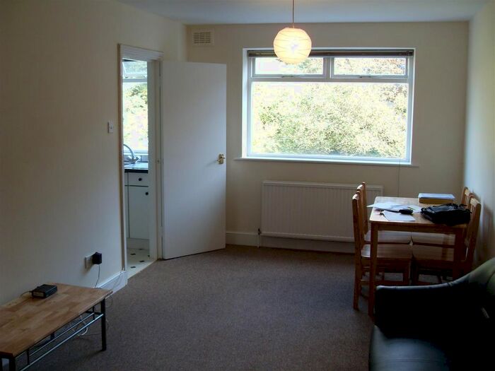 1 Bedroom Flat To Rent In Evangelist Road, London, NW5