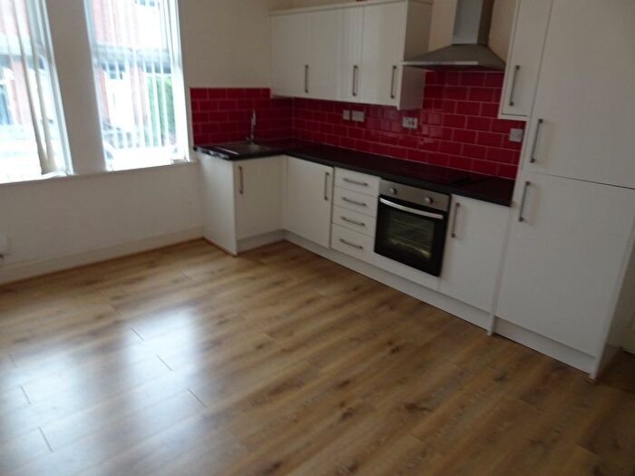 1 Bedroom Flat To Rent In Salisbury Avenue, Leeds, LS12