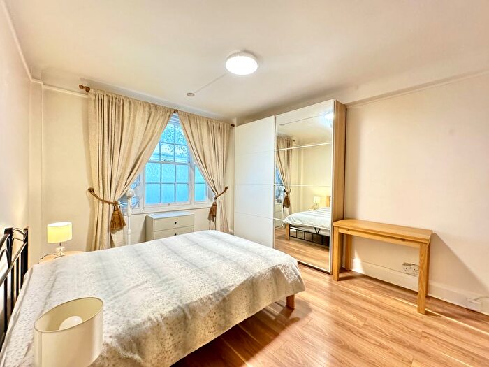 1 Bedroom Flat To Rent In Ivor Court, Gloucester Place, London, NW1