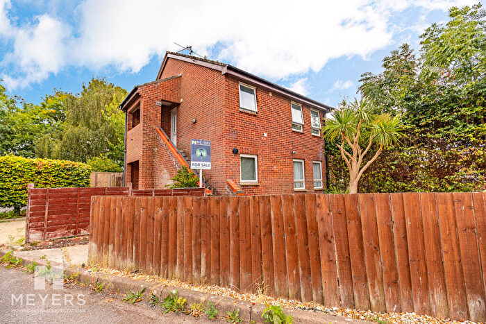 1 Bedroom Flat For Sale In , Tarrant Road, Muscliff, Bournemouth, BH9