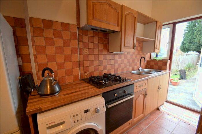 1 Bedroom Flat To Rent In Melrose Road, Coulsdon, CR5