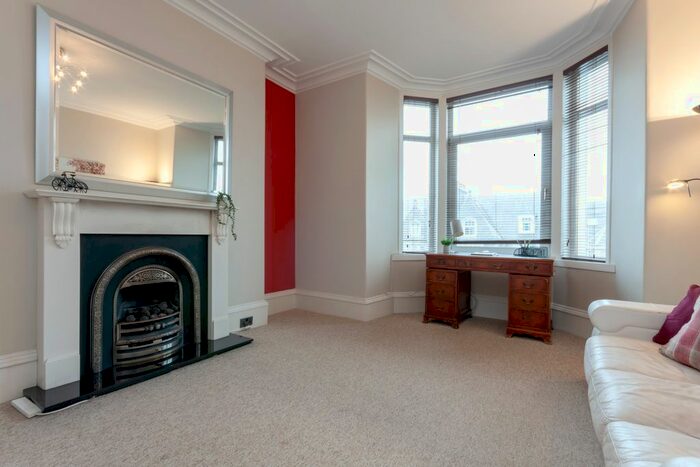 2 Bedroom Flat To Rent In Forest Avenue, The West End, Aberdeen, AB15