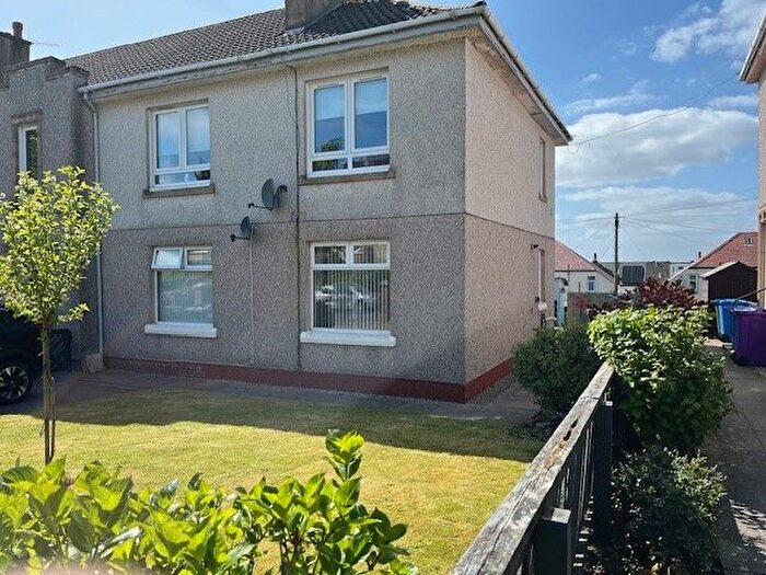 2 Bedroom Flat To Rent In Royal Avenue, Largs, KA30