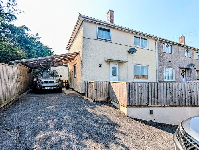 3 Bedroom End Of Terrace House For Sale In Ross Avenue, Carmarthen, Carmarthenshire., SA31