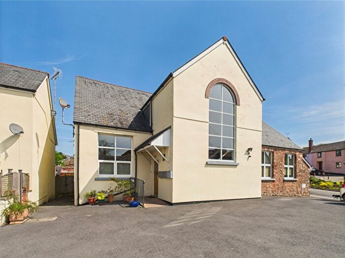 2 Bedroom Flat For Sale In Hatherleigh, Okehampton, EX20